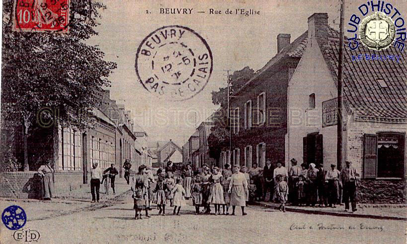 Rue Sadi-Carnot vue de la rue Nationale en 1908.